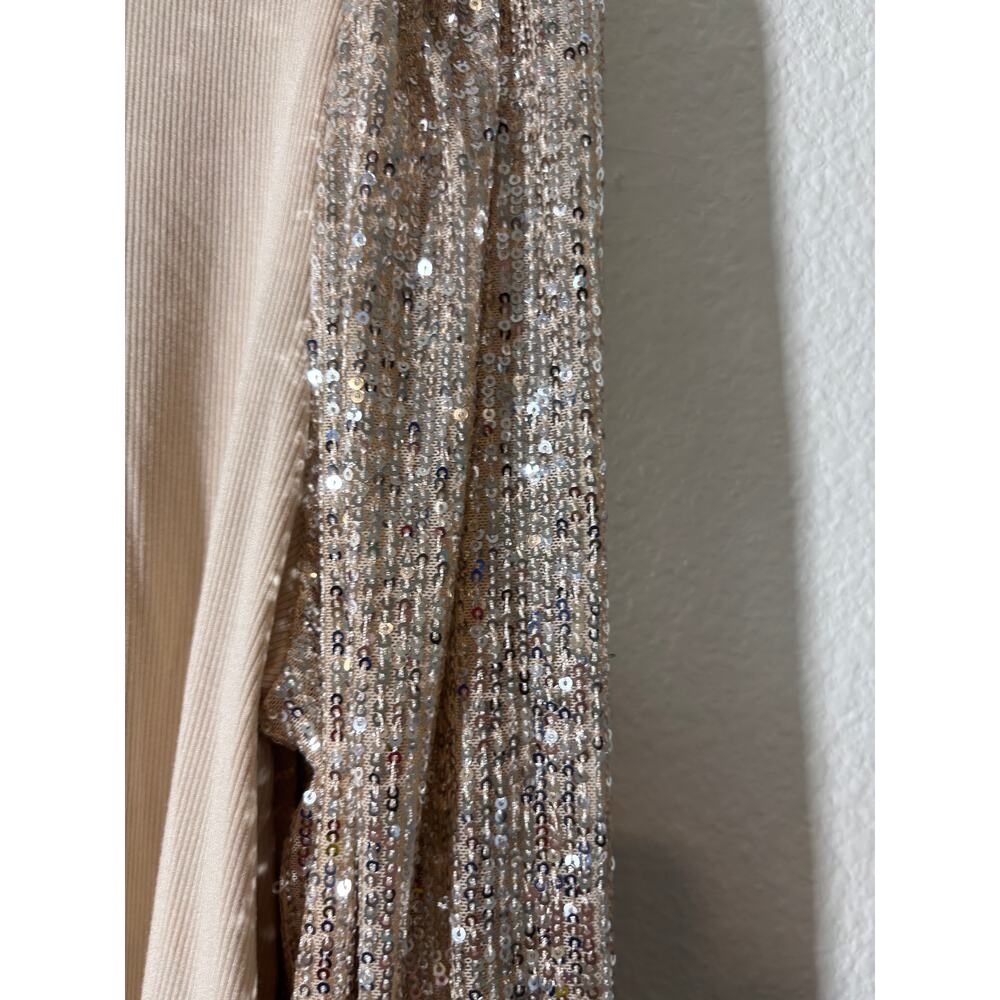 Torrid Women's Size 1X Sequin Long Sleeves Ribbed Champagne Beige Crew Neck Top - Picture 4 of 7